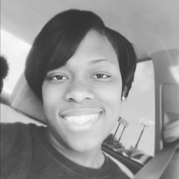 Meet your Posher, Shevy - Picture 1 of 1